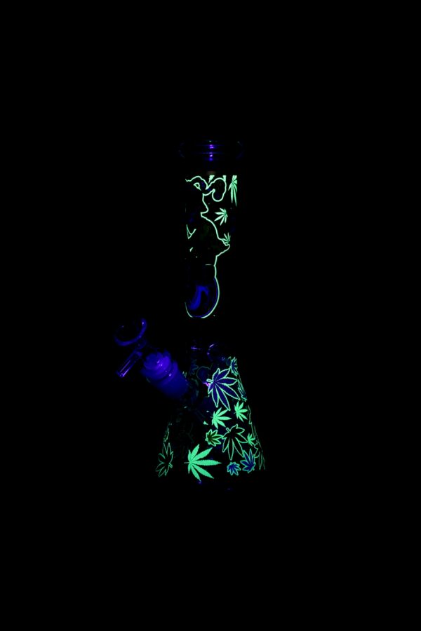 Shop Aliens And Hemp Leaves Glow Beaker Water Pipe in australian