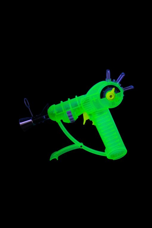 Shop Thicket Spaceout Glow In The Dark Ray Gun Torch in australian