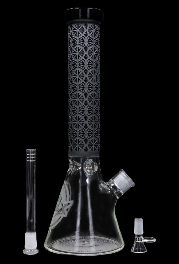 Shop Cloud Cali X 15-inch Engraved Thick Base Beaker Water Pipe in australian