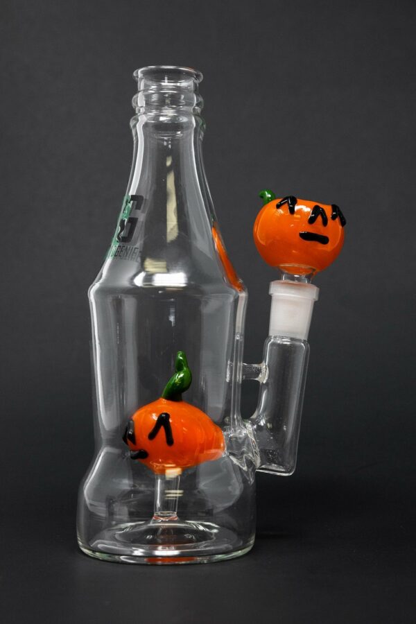 Shop Stoned Genie Pumpkin Bong in australian