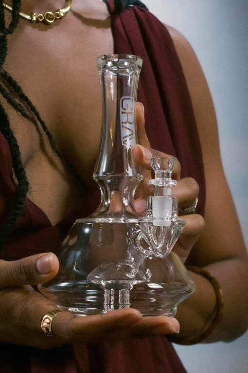 Shop GRAV® Oracle Water Pipe in australian